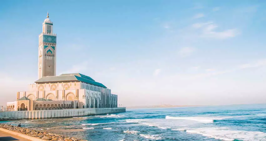 Tienen el segundo minarete más alto del mundo