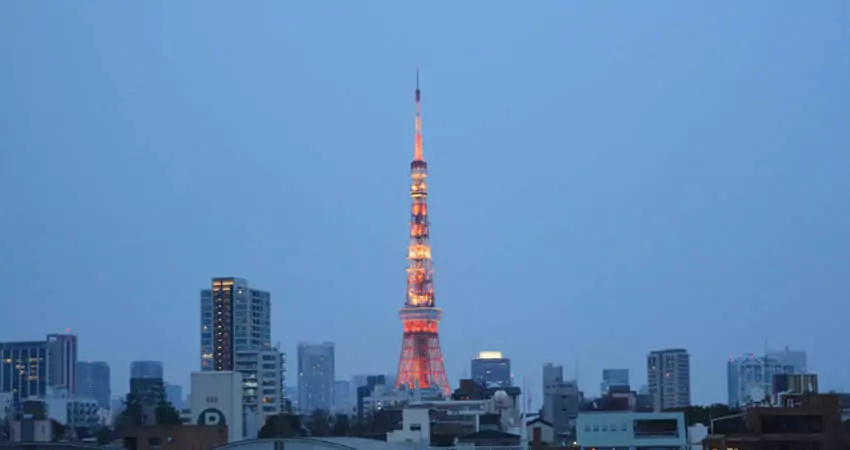 ¿La Torre de Tokio es la Torre Eiffel mejorada?