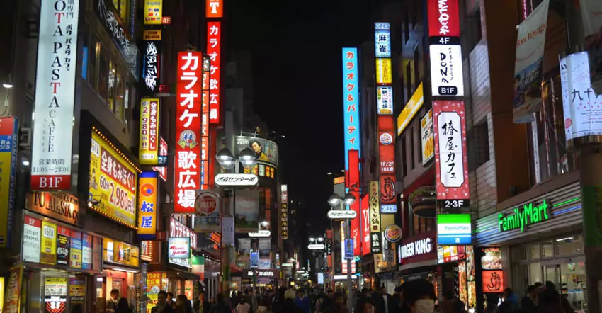 La ciudad con más neones del mundo, una de las curiosidades de Tokio más obvias