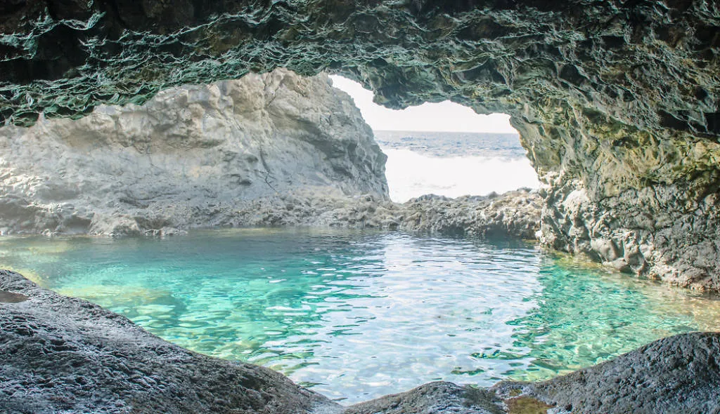 Charco Azul (El Hierro)