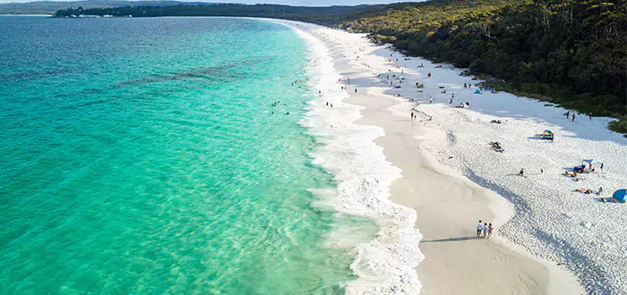  Hyams Beach ostenta el Récord Guinness a la playa más blanca del mundo.