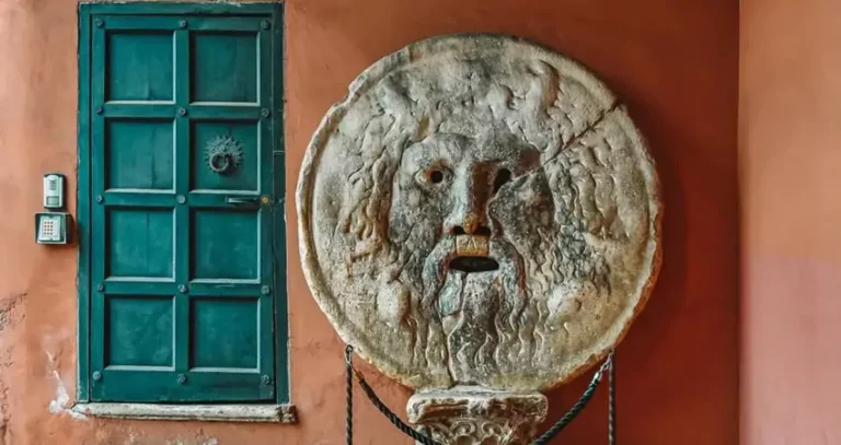 La Bocca della Verità destapa a los mentirosos, una de las mejores curiosidades de Roma