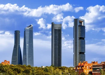 Detalles de los edificios más altos de España