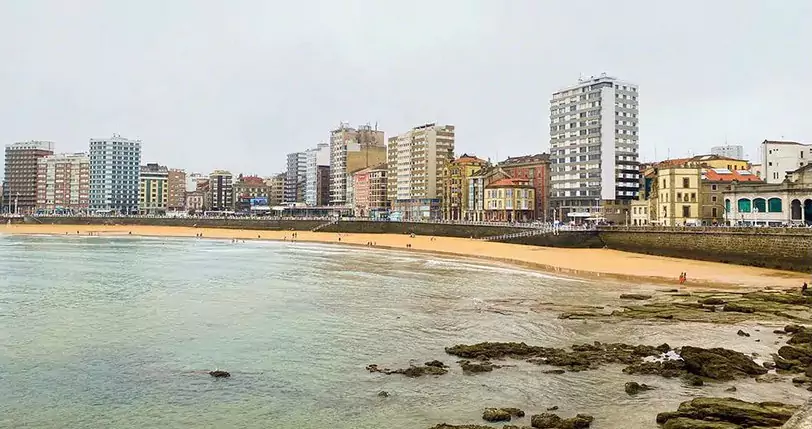 La playa de San Lorenzo