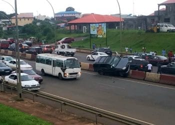 La semana comienza con un accidente de Tráfico en la autovía de Malabo II