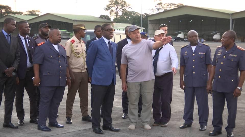 Nguema Obiang Mangue Continúa con las visitas de inspección a las FAS