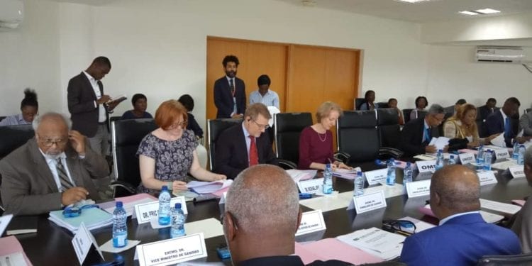 Una alta delegación de los Estados Unidos se encuentra en Guinea Ecuatorial para la mejora del sistema sanitario del país en el ministerio de sanidad y bienestar