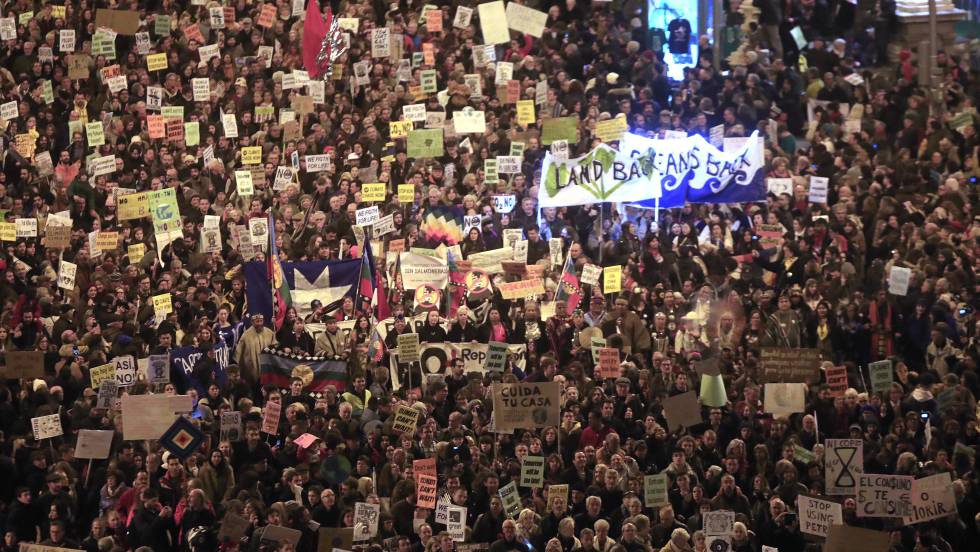 Las personas asumen el grito de Greta Thunberg frente a la crisis climática