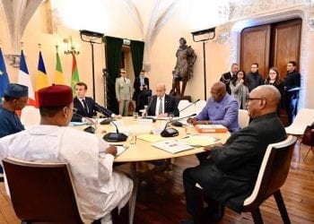 Paris y el G5 del Sahel anuncian que reforzarán su cooperación militar contra el yihadismo en la región.
