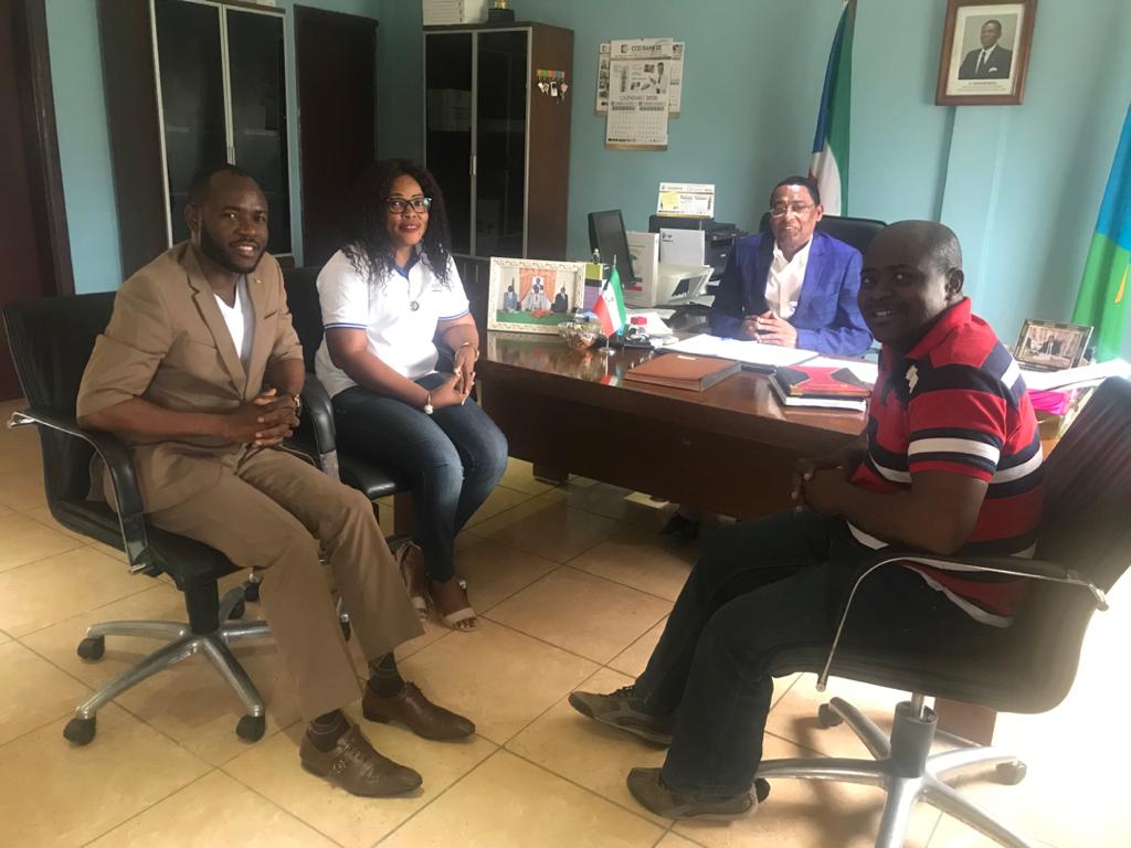 Una delegación de la Comisión Nacional del Grupo Preparatorio de la EITI para Guinea Ecuatorial se encuentra en Evinayong