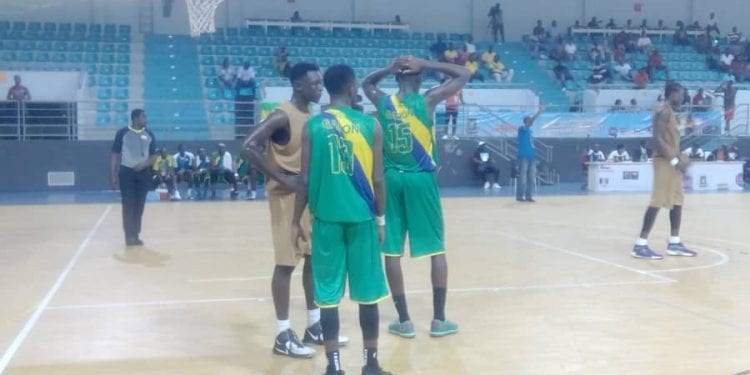 El partido corresponde a la vuelta de la fase preliminar del torneo Afro Basket que se disputa en Guinea Ecuatorial. Y el primer equipo caído en