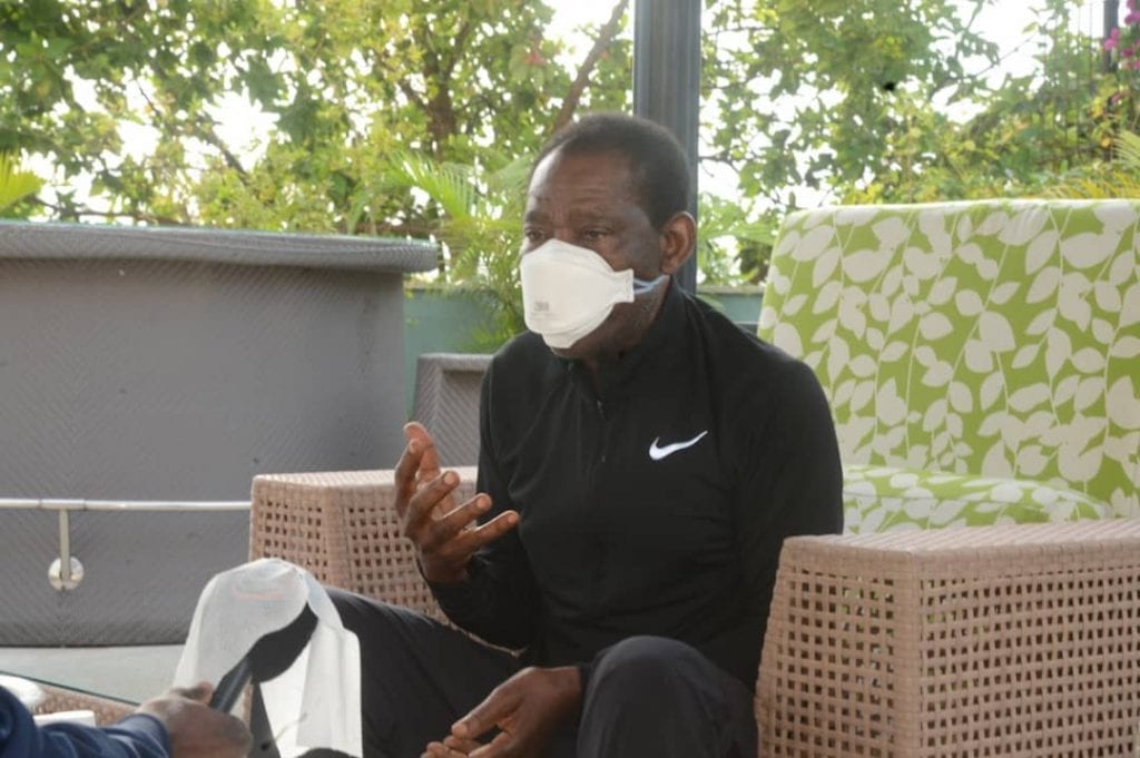 El Presidente de la República invita a la población a permanecer en sus casas.