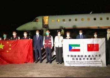 Un equipo de expertos anti-epidemia chinos llega a Guinea Ecuatorial.