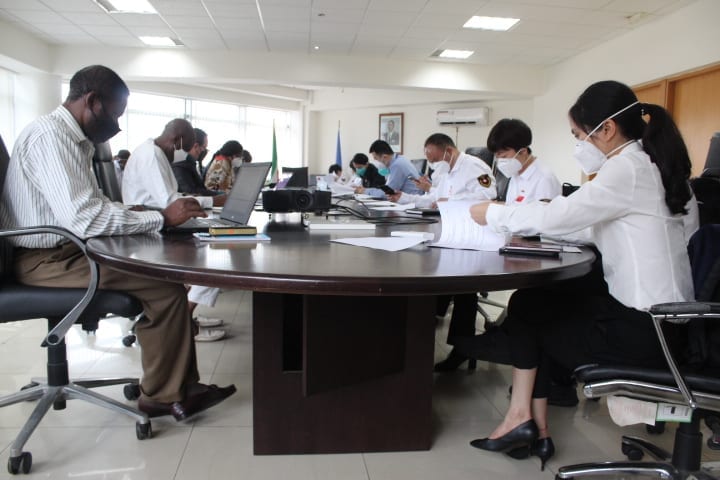Los 12 expertos provenientes de China conocen de primera mano la situación pandémica en G.E