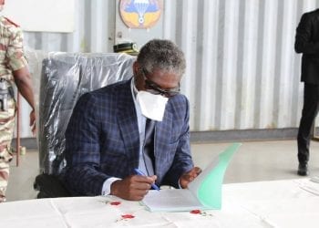Nguema Obiang Mangue apela el apoyo del cuerpo castrense a los sanitarios para luchar contra el Covid-19