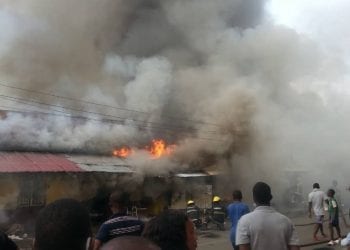 VIDEO: Incendio en el barrio Ibocuata de Ela Nguema