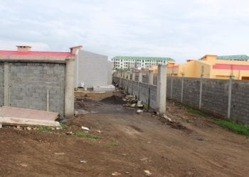 Los reformadores de las viviiendas de la urbanización CAABI-MAQUED siguen desoyendo las instrucciones de Obras Públicas