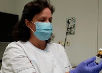 Portugal desarrolla la primera mascarilla que inactiva el virus de covid-19