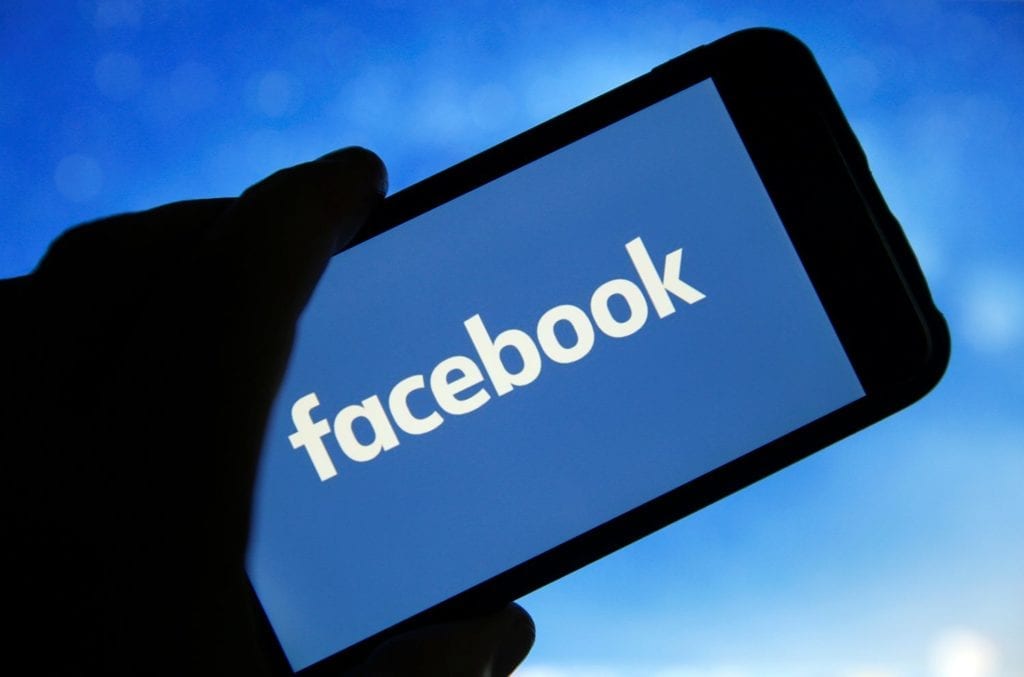 Facebook puede ver tu actividad en la Web. ¿cómo evitarlo?