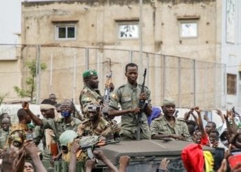 Malí: Detenidos el Presidente y el primer ministro por soldados amotinados
