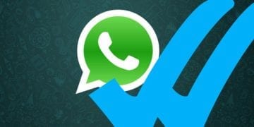 El truco de WhatsApp para leer mensajes, escuchar audios y responder sin que te delate el tick azul
