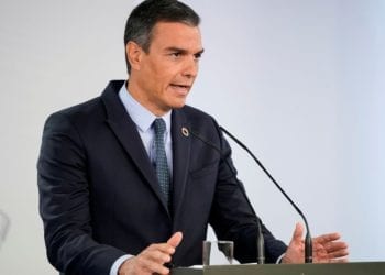 Pedro Sánchez avisa de que vienen meses muy duros y apela a la “disciplina social” para frenar el virus