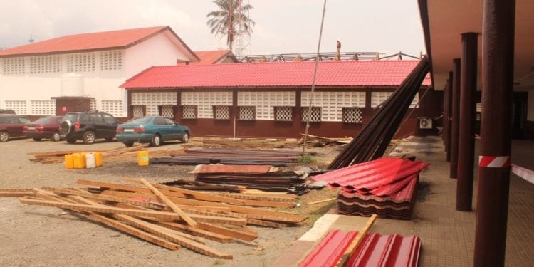 El INES Bioko Norte en obras de reforma a dos días del comienzo de las clases