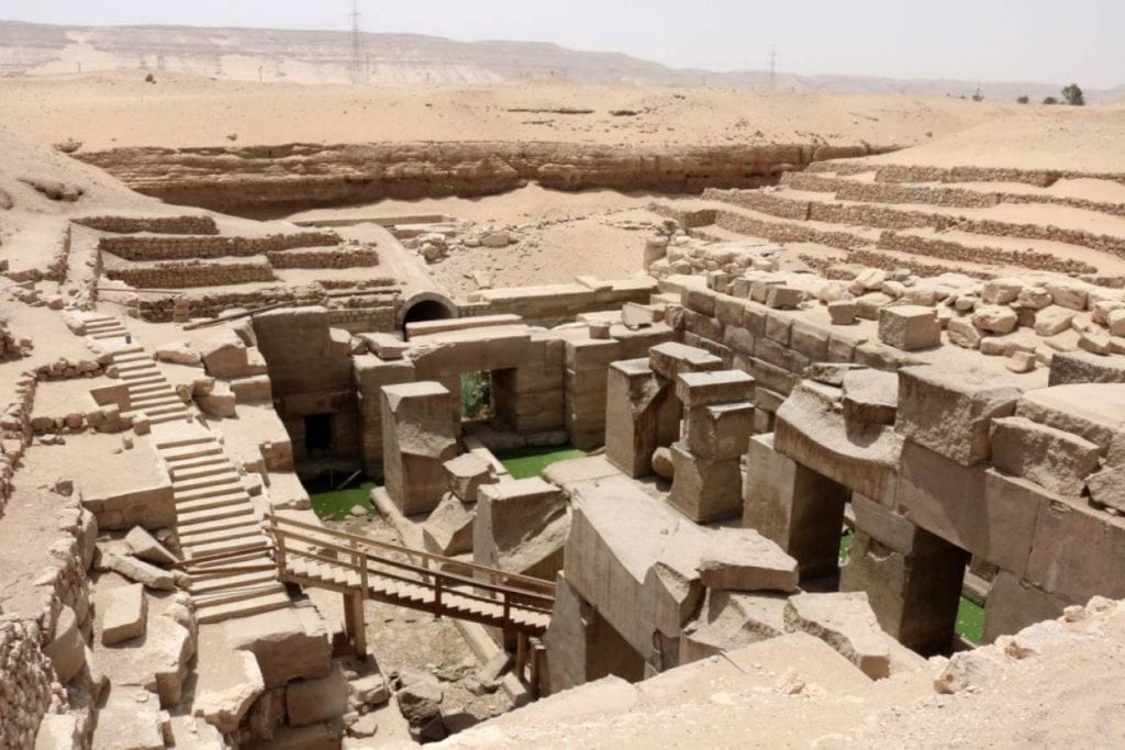 Descubren en Egipto una fábrica de cerveza de más de 5.000 años de antigüedad