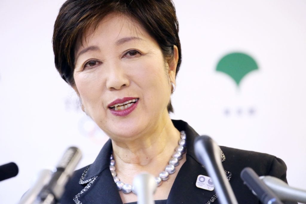 El gobernador de Tokio dice que los Juegos Olímpicos enfrentan un `` problema importante '' después de los comentarios sexistas de Mori