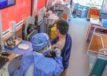 Beijing despliega vehículos móviles de vacunación para acelerar el ritmo de vacunación
