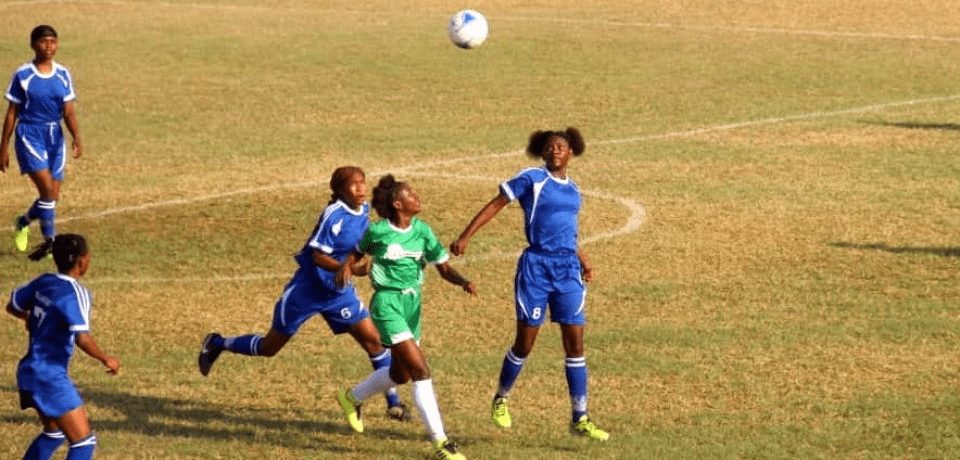 El reinicio de la liga femenina de fútbol estancado por unanimidad de los clubes