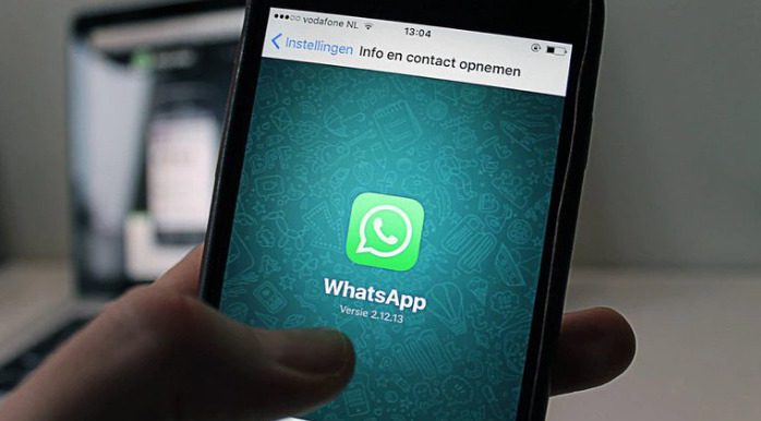 Así es el robo de identidad en WhatsApp con un SMS fraudulento