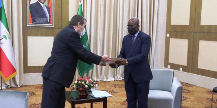 Los nuevos embajadores de Japón, Argelia y la Unión Europea en Guinea Ecuatorial presentan sus Cartas de Estilo al Ministro de Exteriores