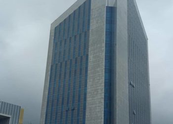 Edificio del Banco de los Estados de África Central en Guinea Ecuatorial, ubicada en Malabo II/ Foto: Ahora Eg