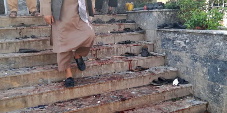 Al menos tres muertos tras una explosión en una mezquita de Nangarhar, al norte de Afganistán