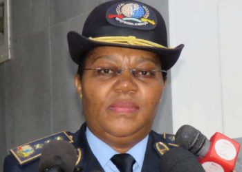 Arsénia Massingue, la primera mujer en encabezar el Ministerio del Interior de Mozambique