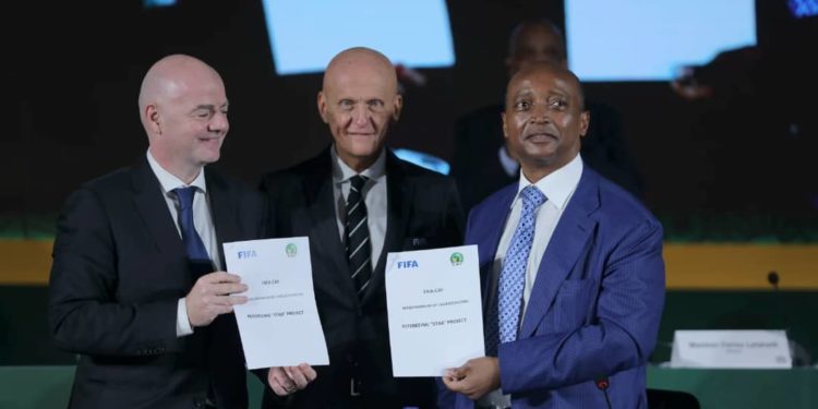 FIFA y la CAF pretenden formar a los árbitros africanos de clase mundial