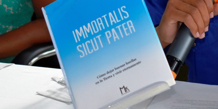 La versión inglesa del libro "IMMORTALIS SICUT PATER" de Santiago Ondo será comercializado en las Universidades de Ghana