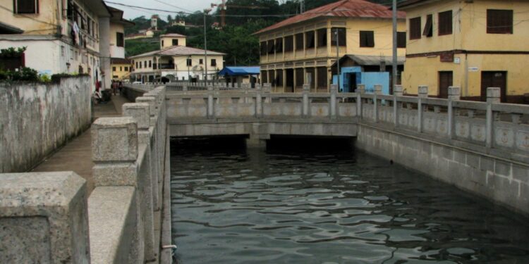 Río Magazin, ciudad de Luba