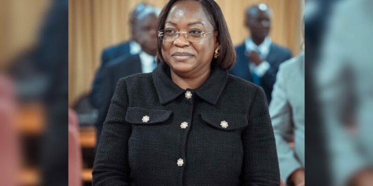 Huguette Nyana Ekoume, pridenta del Senado de Gabón. Foto: Gabon 24.