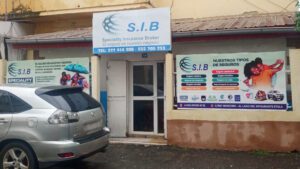 Entrada de S.I.B. C/Rey Bonkoro, Malabo