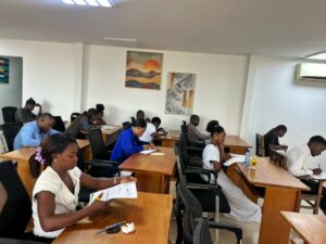 Culminan con éxito las pruebas de acceso al Programa Nacional de Becas del ministerio de Hidrocarburos, Minas y Electricidad y BANGE Business School
